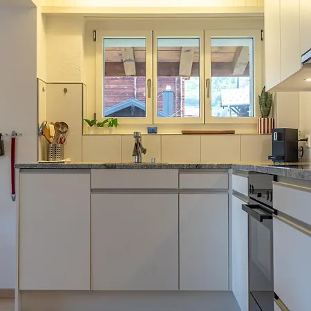 Schoene Dachwohnung Im Zentrum Von Apartament Leukerbad