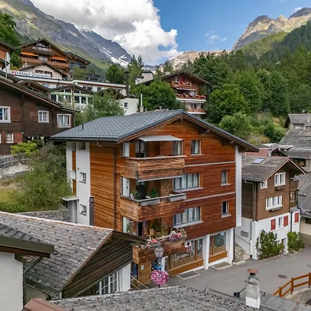 Apartament Schoene Dachwohnung Im Zentrum Von *